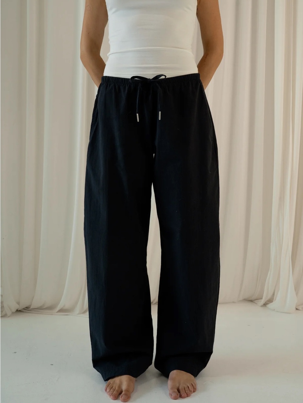 NWT Sote the label poplin pants onyx Catherine edit size medium